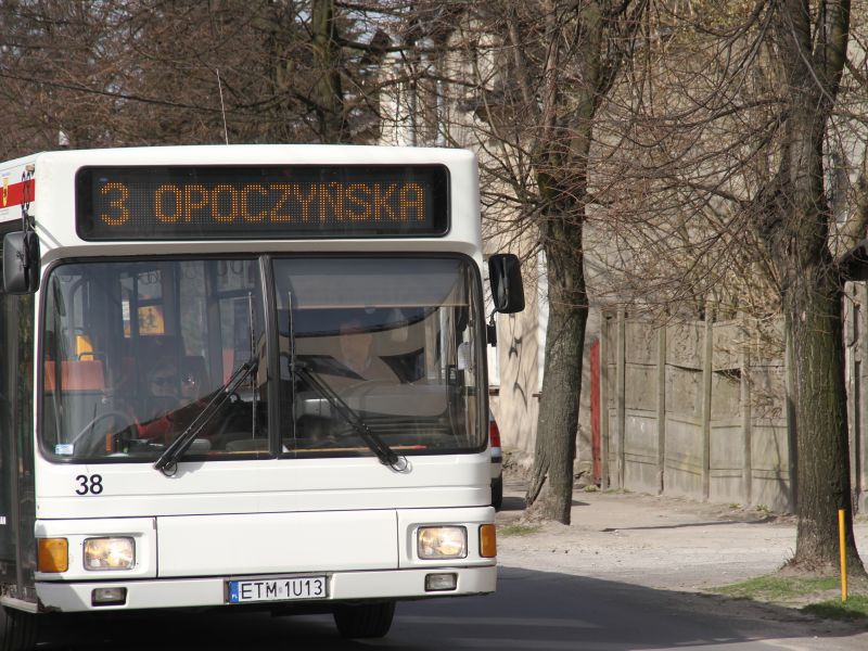 Zamknięcie dla ruchu ulicy Mościckiego –objazdy autobusów MZK