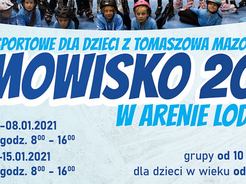 Na zdjęciu baner informujący o zimowisku w Arenie Lodowej. Na banerze skadrowane zdjęcie grupowe najmłodszych łyżwiarzy oraz informacja tekstowa o zimowisku