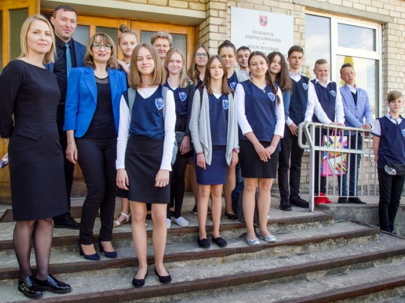 Uczniowie „Dwunastki” z rewizytą w Zujunach na Litwie