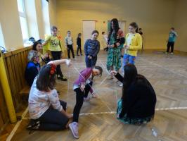 Dzieci z tomaszowskich szkół świętowały pierwszy dzień wiosny