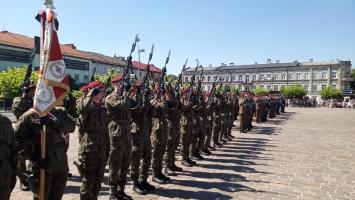 Obchody Święta Wojska Polskiego w Tomaszowie [zdjęcia]
