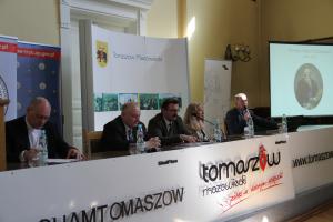 Konferencja „Tomaszów - 230 lat istnienia. Początki miasta - rozwój - drogi do niepodległości”